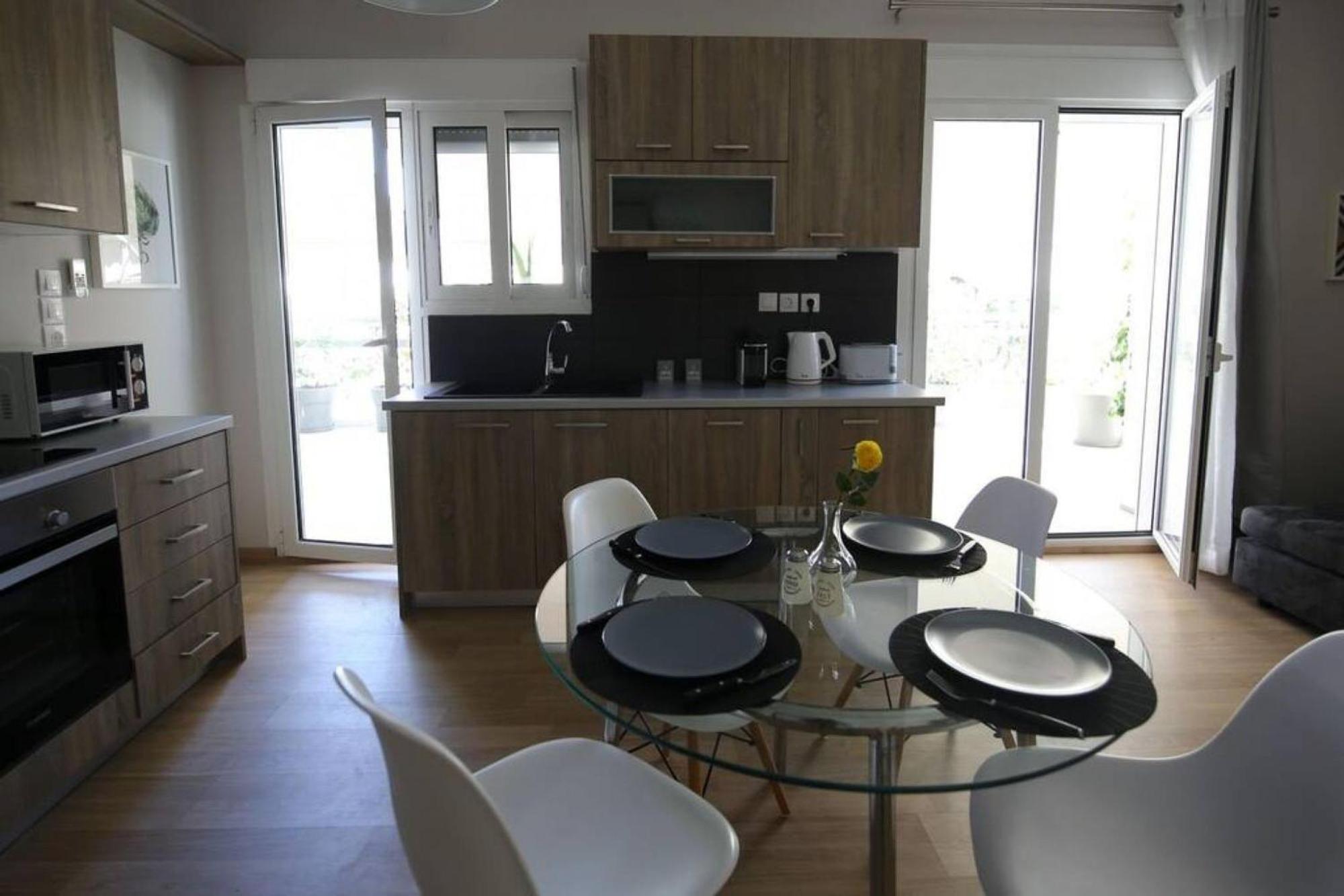 Penthouse Lux Flat With 2 Bd Next To Larissis Leilighet Athen Eksteriør bilde
