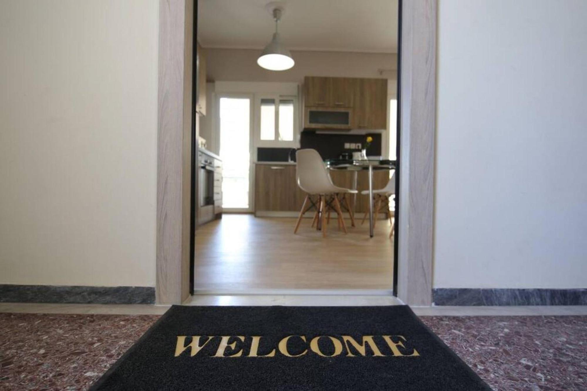 Penthouse Lux Flat With 2 Bd Next To Larissis Leilighet Athen Eksteriør bilde