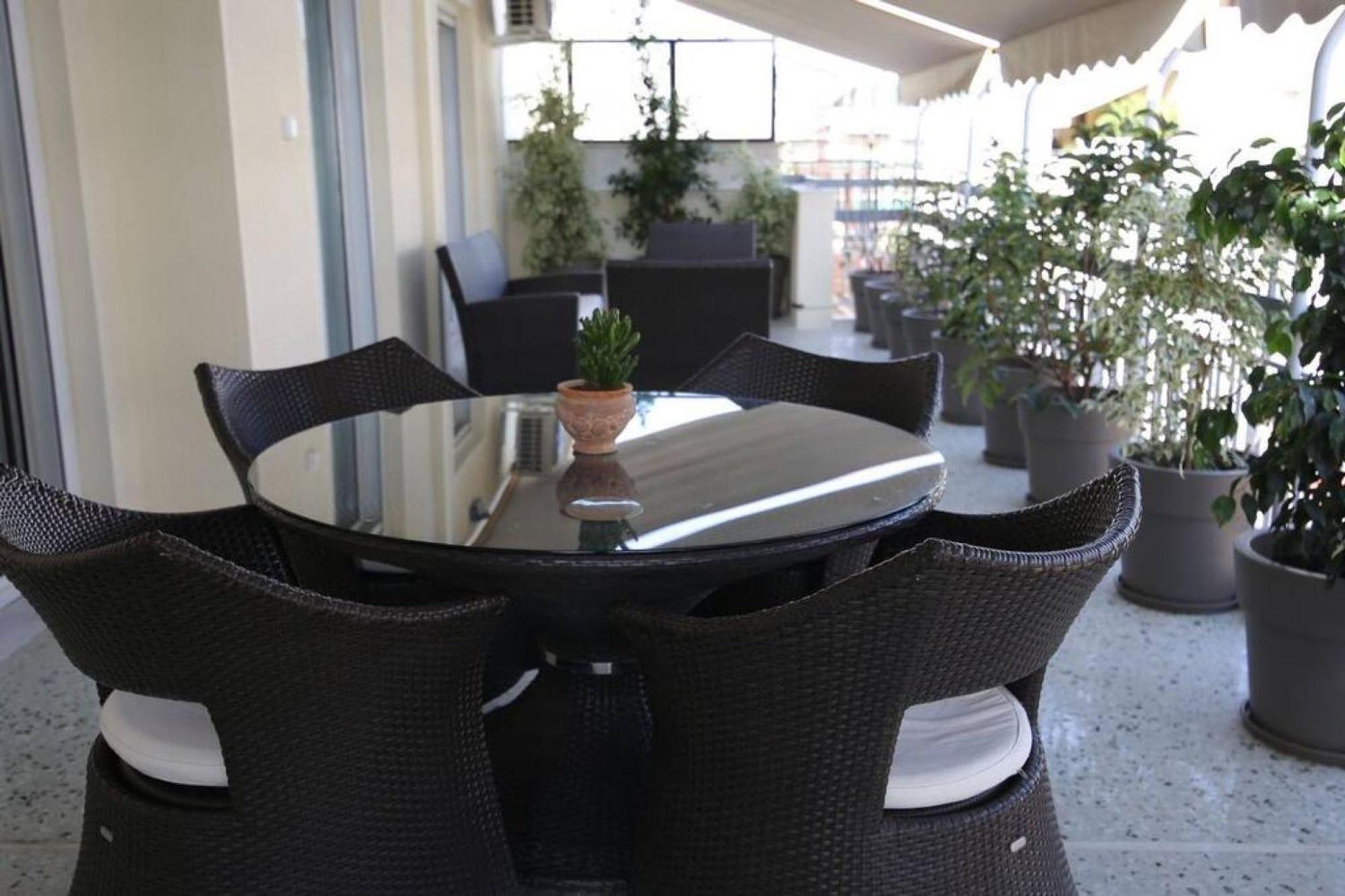 Penthouse Lux Flat With 2 Bd Next To Larissis Leilighet Athen Eksteriør bilde